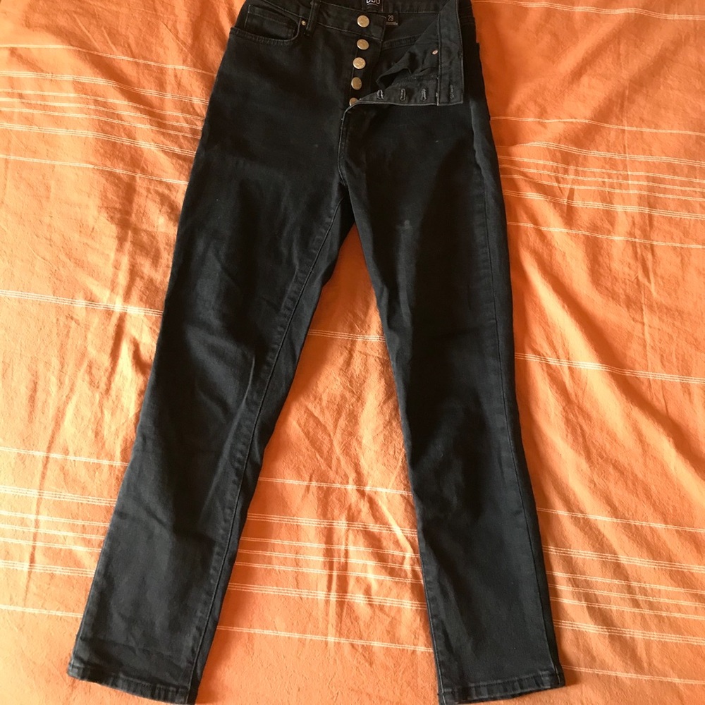 BDG Urban Outfitters Girlfriend High-Rise Jeans